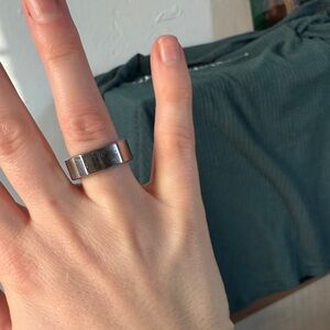 Oura Gen3 Heritage Silver US8 + travel charger!